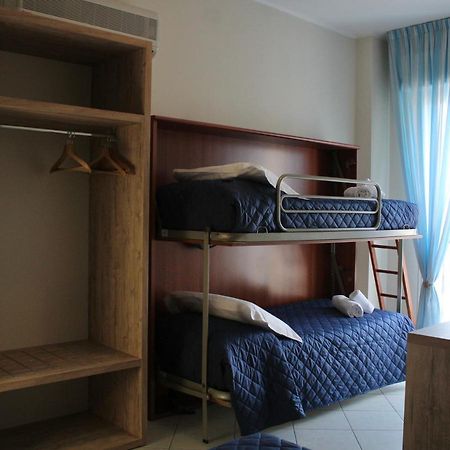 Hotel Adigrat Riccione Dış mekan fotoğraf