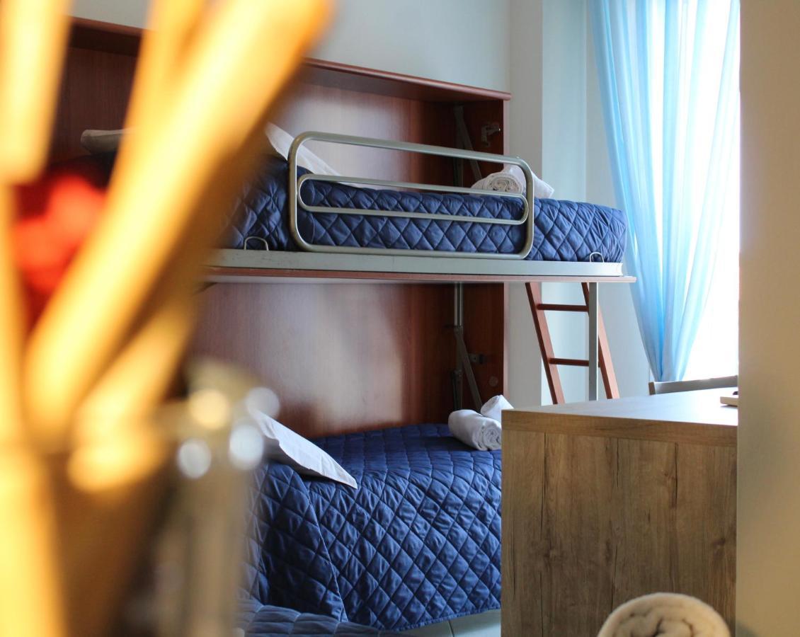 Hotel Adigrat Riccione Dış mekan fotoğraf