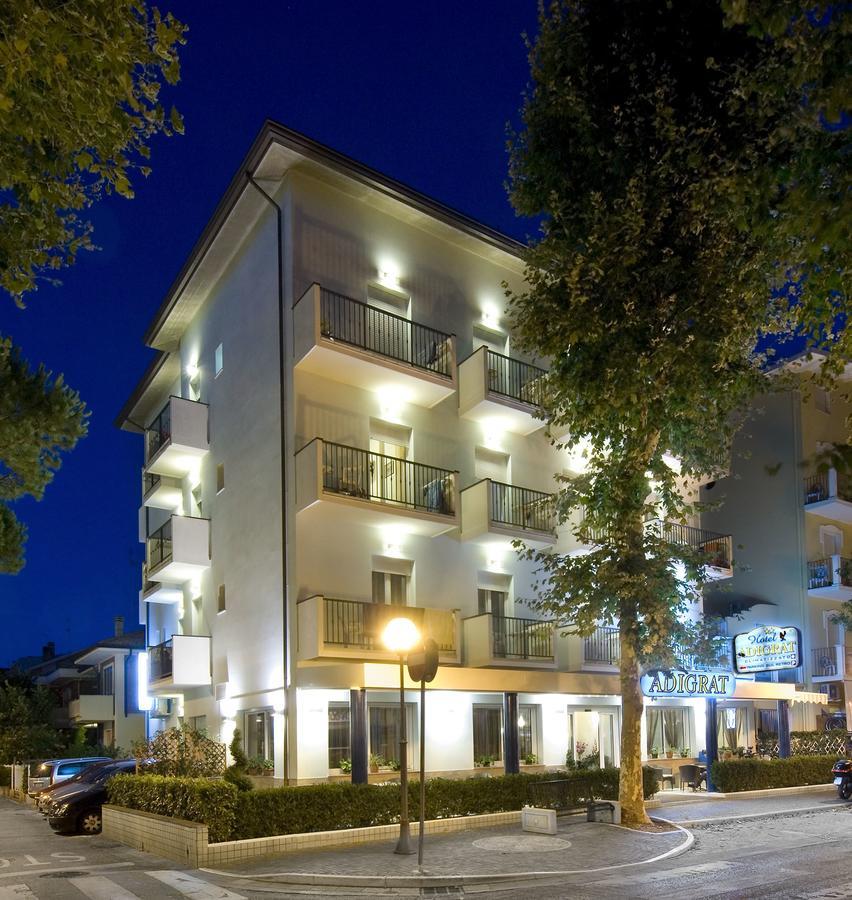 Hotel Adigrat Riccione Dış mekan fotoğraf